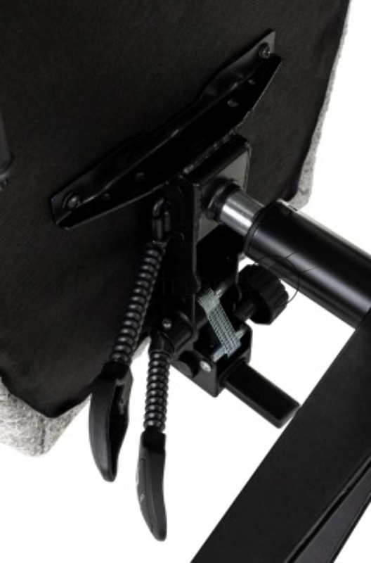 Кресло игровое Knight Lord/F Camby 82 серый, крестов. пластик, подст. для ног