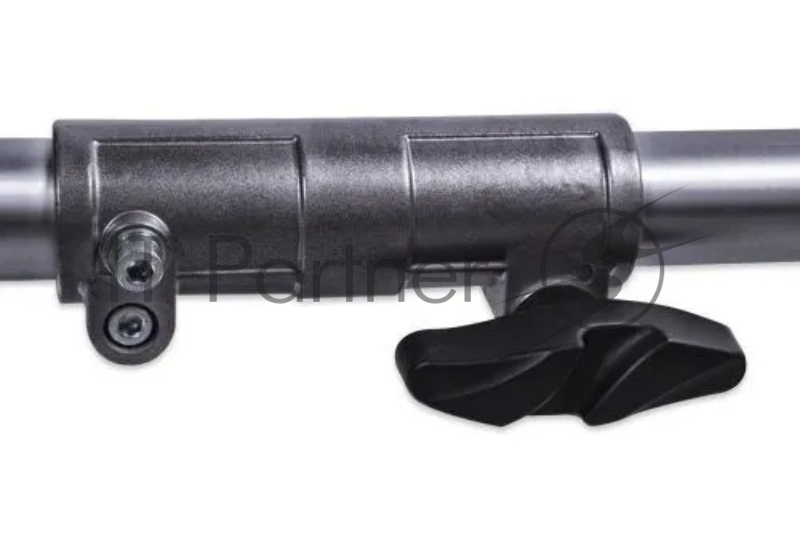 Газонокосилка Champion T523-2 1.4/1.9 кВт/л.с, Вес без режущей насадки 8,3 кг, Объем двигателя 51,7 см3, Объем топливного бака 950 мл, Максимальный расход топлива 610 г/кВт•ч/мл/ч, Тип рукоятки U-образная, штанга прямая Разъемная, Длина штанги 1493 м