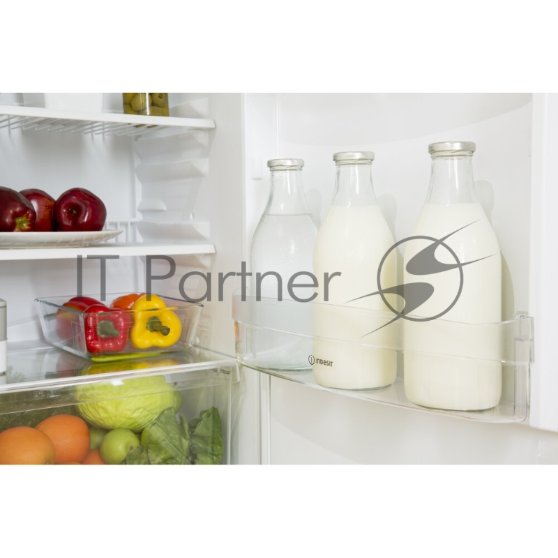 Холодильник встраиваемый Indesit B 18 A1 D/I белый