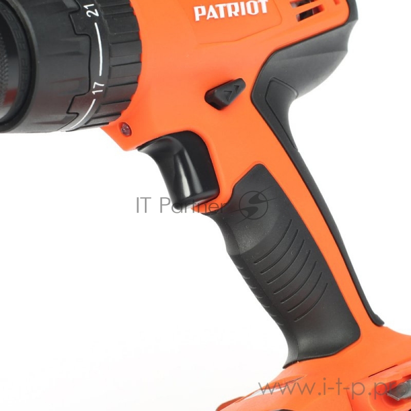 Дрель, Шуруповерт PATRIOT BR 180Li-h Дрель-шуруповерт аккумуляторная 180301460 { две батареи Li-Ion 18V, 1,5 Ah, 57 Нм, большой кейс, зарядка за 1 час, комплект бит и сверл }