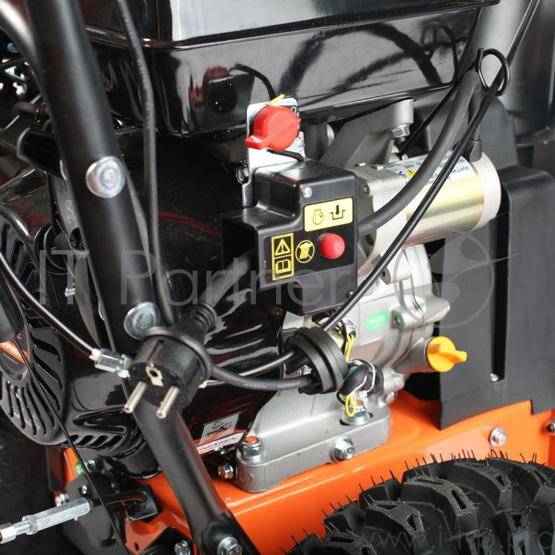 Снегоуборочная техника PATRIOT СИБИРЬ 110Е Снегоуборщик 426108110 { 11 л.с.,стартер ручной/220В, ковш 71см. колеса 15