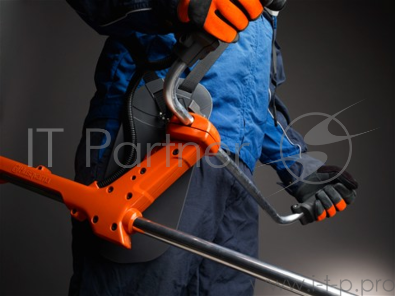 Аккумуляторная травокосилка Husqvarna 536LiRX