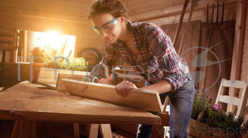 Цепная пила Bosch EasyCut 12 06033C9020, аккум. (Li-Ion 12В, 4100ход./мин.) + кейс