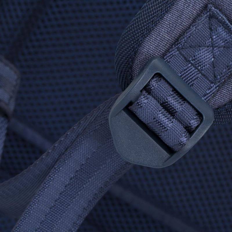 Рюкзак для ноутбука 15.6 Riva 7760 полиэстер (варианты цвета - синий, черный)