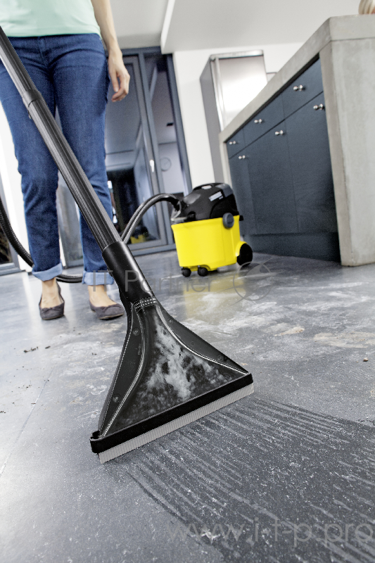 Пылесос моющий Karcher SE5.100 1400Вт желтый/черный