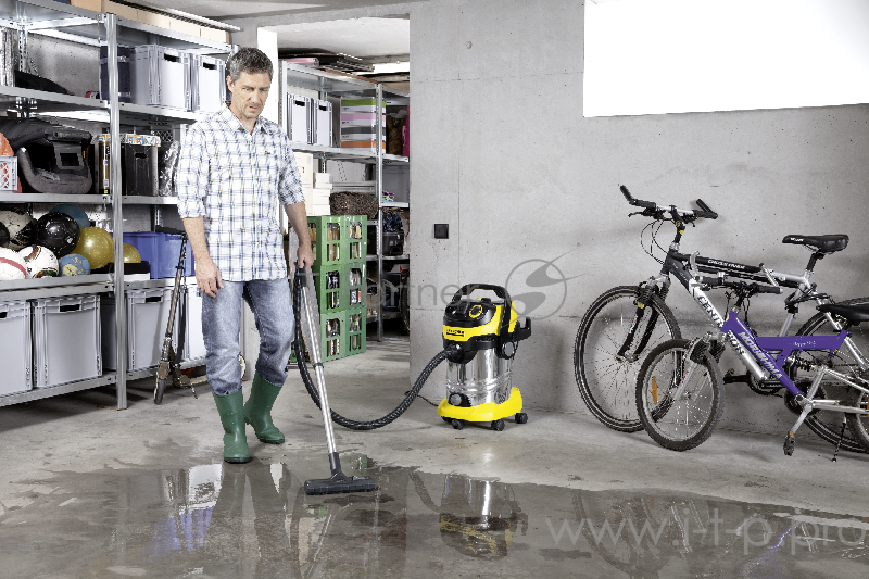 Пылесос Karcher WD6 Premium 1300Вт желтый