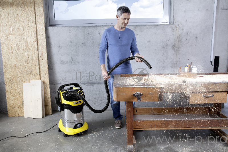 Пылесос Karcher WD6 Premium 1300Вт желтый