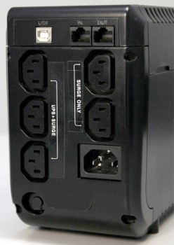 Источник бесперебойного питания Powercom Imperial IMP-825AP 495Вт 825ВА черный