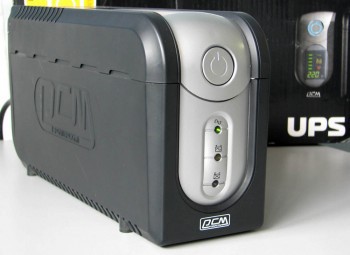 Источник бесперебойного питания Powercom Imperial IMP-825AP 495Вт 825ВА черный