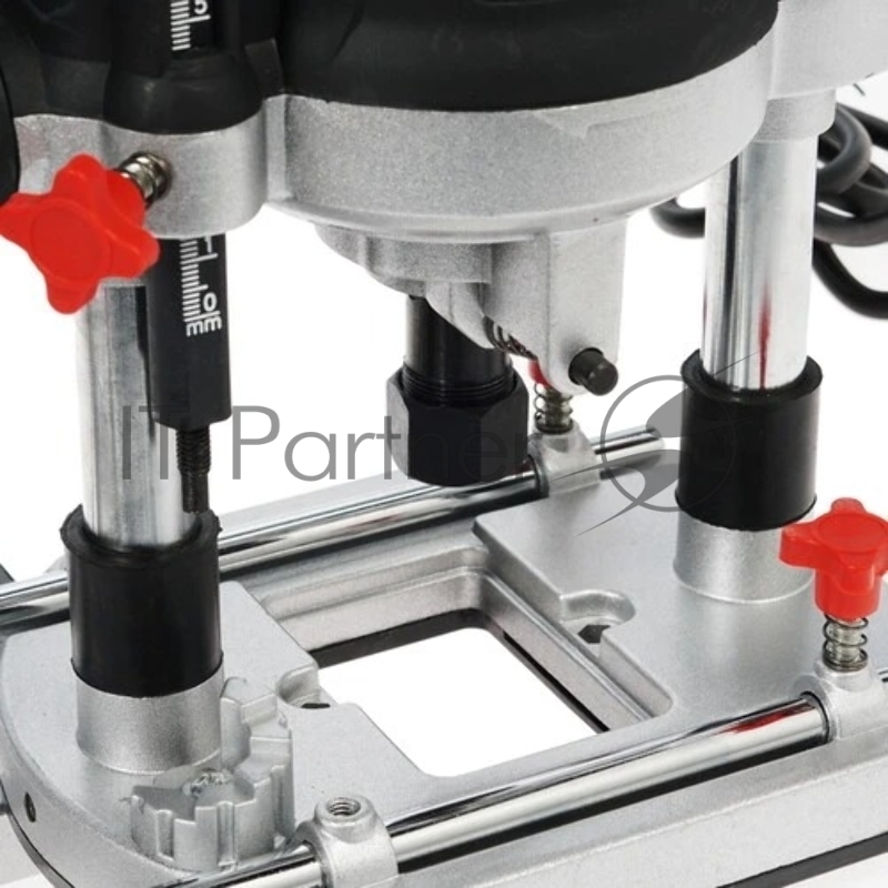 Фрезер P.I.T Фрезер электрический PER12-C МАСТЕР (2100Вт, рег-ка 6000-22000об.мин, цанга 8, 12мм, пл пуск) PER12-C