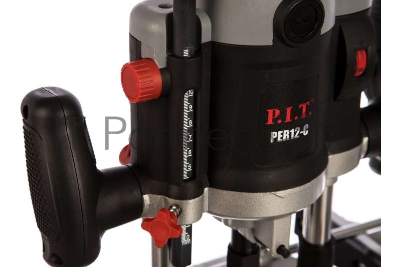 Фрезер P.I.T Фрезер электрический PER12-C МАСТЕР (2100Вт, рег-ка 6000-22000об.мин, цанга 8, 12мм, пл пуск) PER12-C