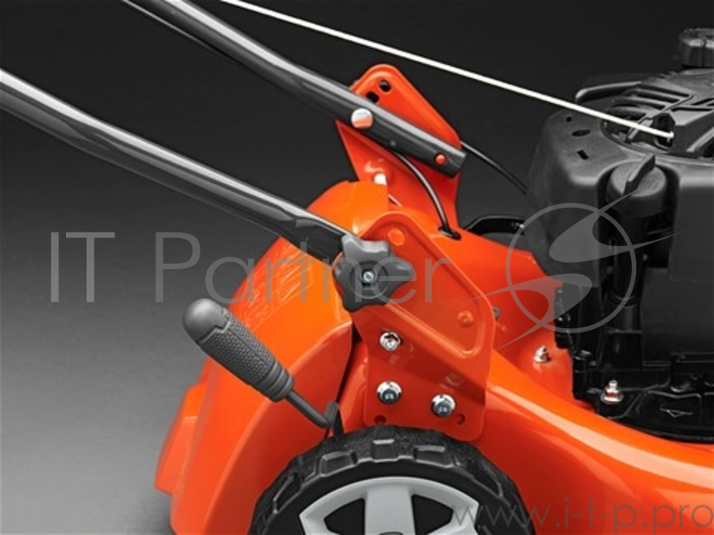 Газонокосилка роторная Husqvarna LC 141С (9670993-01)