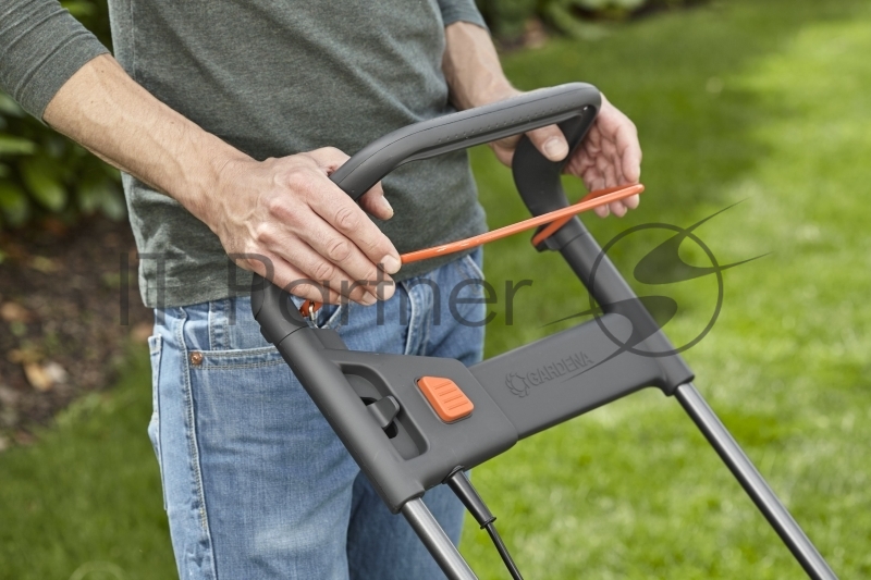 Газонокосилка роторная Gardena PowerMax 1600/37 (05037-20.000.00)