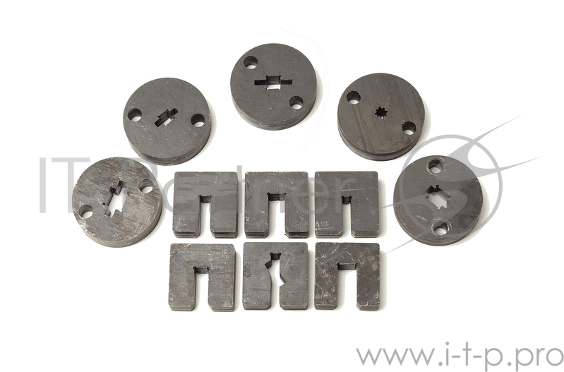 Станок BLACKSMITH M3-TR ручной продольного скручивания полоса 30х6мм квадрат 14мм