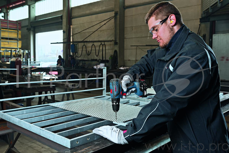 Аккум.дрель ударная BOSCH GSB 18-2-Li Plus (0.601.9E7.102) 63Нм 0-500/1900об/мин 1.5-13мм