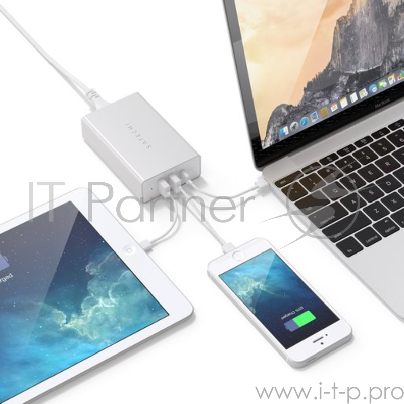 Подставка док-станция Satechi Aluminum Desktop Charging Stand для iPhone с Lightning разъемом. Материал алюминий. Цвет серебряный.