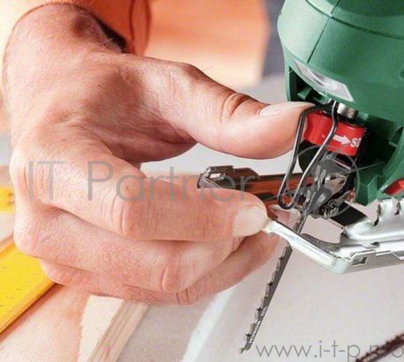 Лобзик Bosch PST 900 PEL +10пил. 620Вт 3100ходов/мин от электросети (кейс в комплекте)