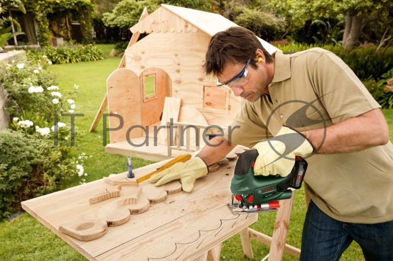 Лобзик Bosch PST 18 LI 2400ходов/мин от аккумулятора (кейс в комплекте)