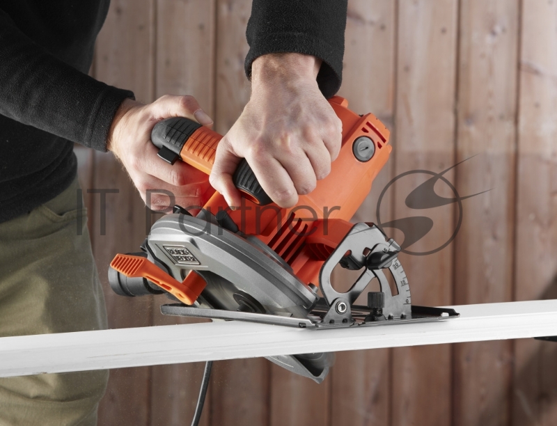 Пила циркулярная BLACK & DECKER CS1550-QS глубина пропила 65мм 1500Вт пильный диск