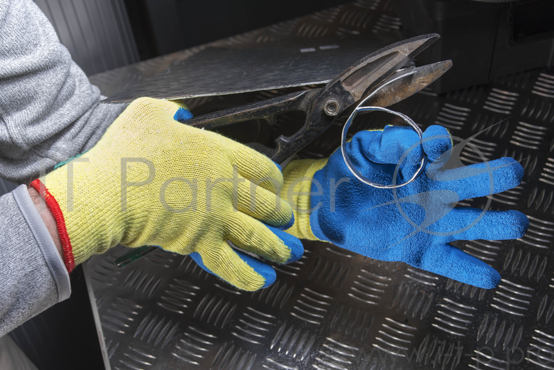 Перчатки БЕРТА 545 с латексным покрытием усиленные