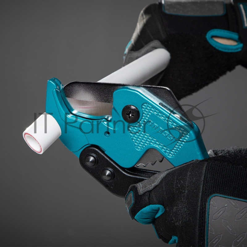 Ножницы для резки изд из ПВХ GROSS 78424 универсальные, d до 42мм, порошковое покрытие рукоятки