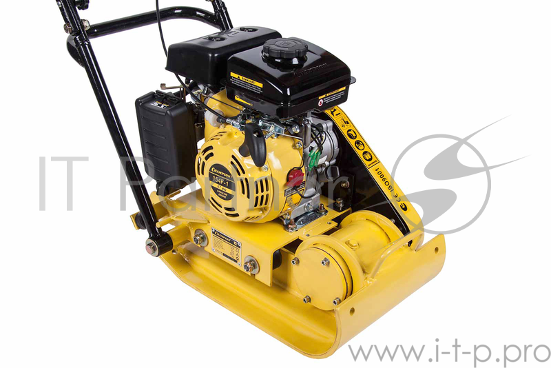 Виброплита CHAMPION PC5431F бензиновая 1.65кВт 8.2кН 20см 350м2/ч 43х3см 54кг