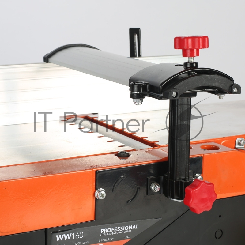 Станок фуговальный PATRIOT WW160 1600 Вт, размер стола 582х155, Макс. глубина строгания 3 мм.