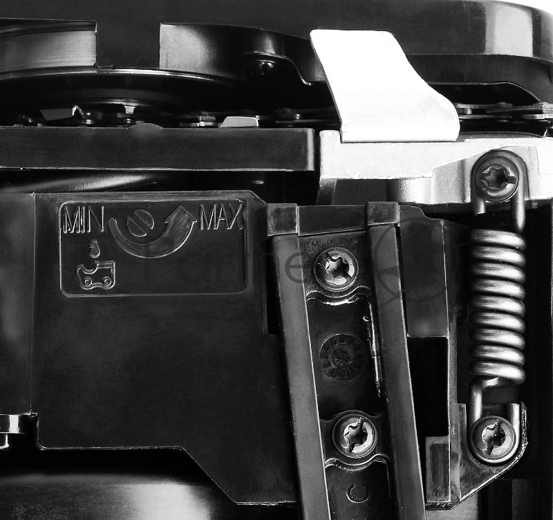 Бензопила ЗУБР ПБЦ-370 35П 1.2кВт 37см3 12500об/мин шина35см праймер