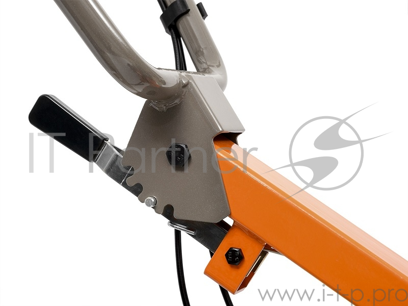 Культиватор DAEWOO DAT7090R 70лс 208см3 ширина 30-60-90см глубина 32см ременной привод 52кг