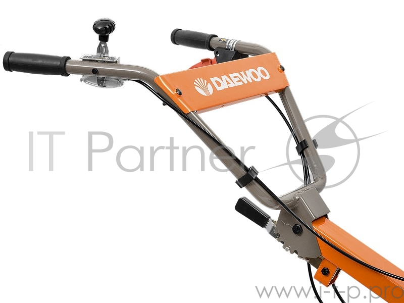 Культиватор DAEWOO DAT7090R 70лс 208см3 ширина 30-60-90см глубина 32см ременной привод 52кг