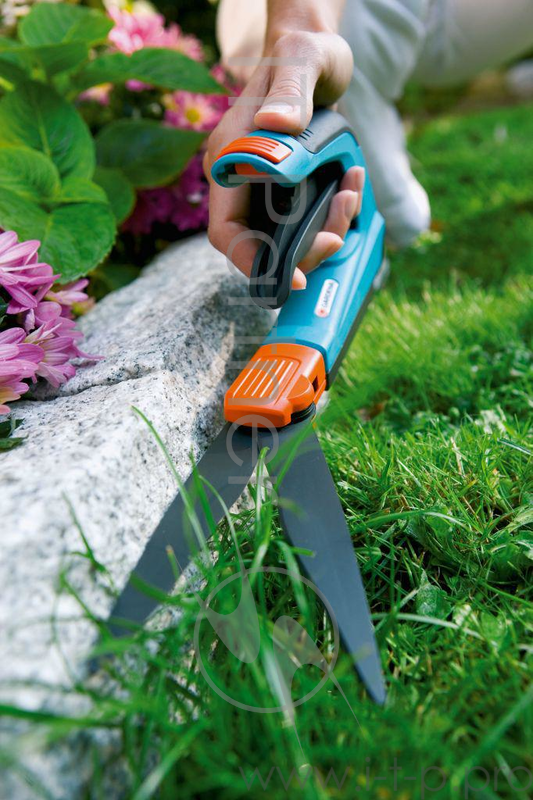 Ножницы для травы Gardena Comfort Plus синий (08735-29.000.00)