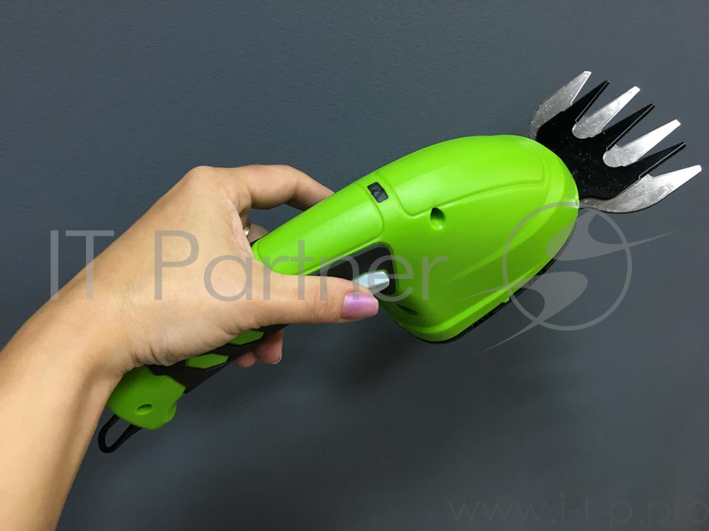 Ножницы GREENWORKS 1600207 аккум.садовые 3.6В с удлиненной ручкой (встроенный аккум и ЗУ)