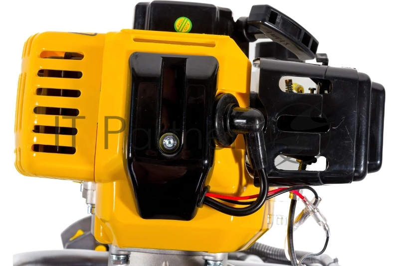 Мотобур CHAMPION AG352 1.4кВт/1.9лс 51.7см3 9.6кг 2800 - 3000об/мин 250 мм