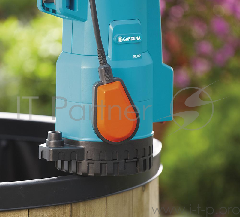 Садовый насос бочечный Gardena 4000/2 Classic 500Вт 4000л/час