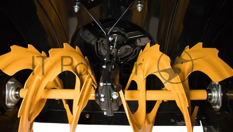 Снегоуборщик Champion ST662E, шт