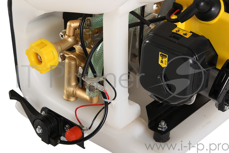 Садовый опрыскиватель CHAMPION PS226 Мощность 0,75/1 кВт/л.с., объем двигателя 25,4 см3, вес 10кг, объем топливного бака 1л, объем бака для раствора 15л, Макс. обороты 9500 обор./мин., расход жидкости при давлении 2MПa 5,1 л/мин., максимальное давлен