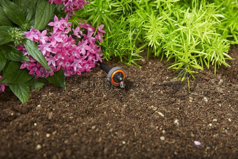 Капельница Gardena 08310-29.000.00 10 предметов