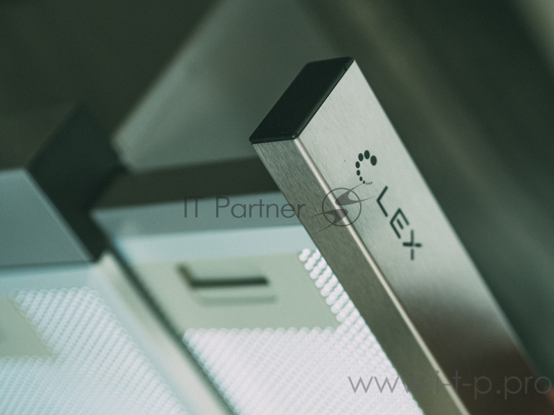 Вытяжка встраиваемая LEX HUBBLE 2M 600 серебристый 820м3/час LED лампы