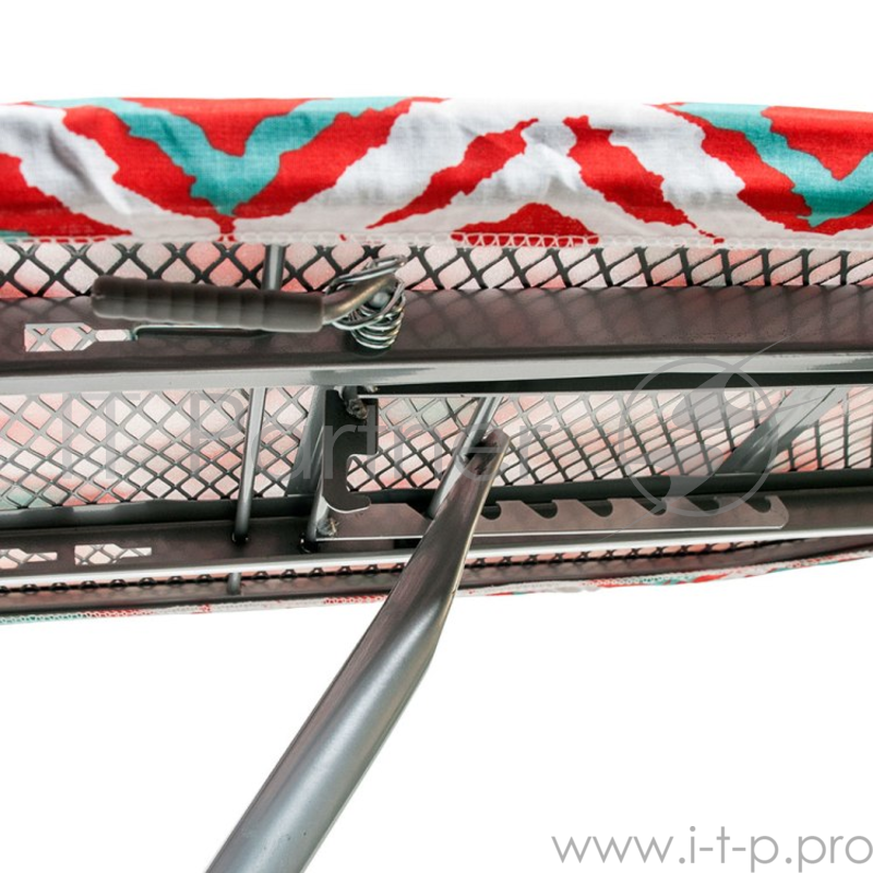 Гладильная доска Endever Delta-21, подставка д/утюга, 7 регулировок по высоте, высота 90 см, 122х38 см, серебристый