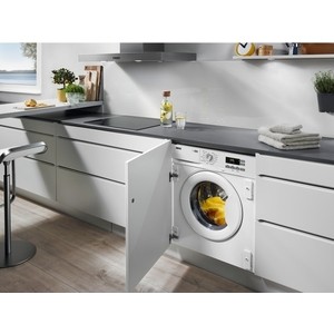 Стиральная машина Zanussi ZWI712UDWAR класс:A+++ загрузка до 7кг отжим:1200об/мин белый