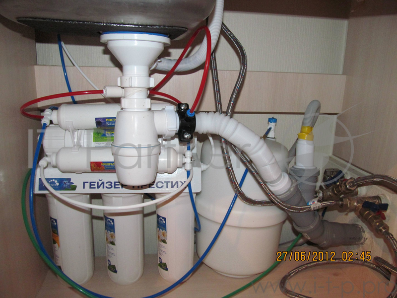 Фильтр ГЕЙЗЕР-Престиж-M с минерализатором (кран в комплектации)