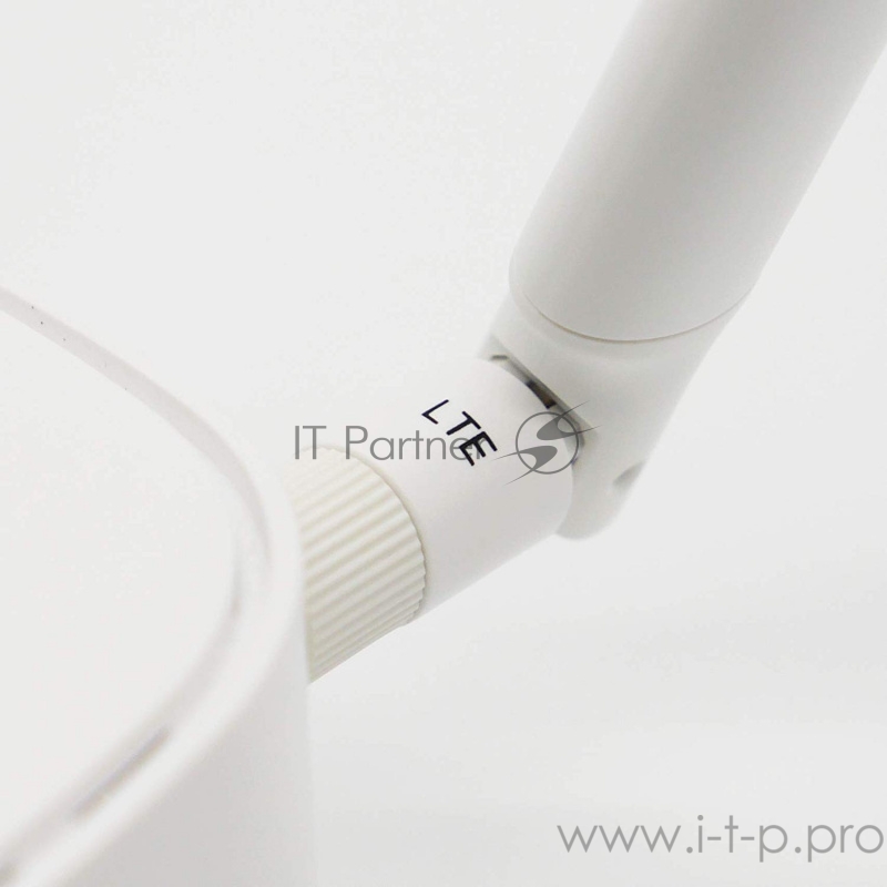 Комплект антенн LTE ZYXEL LTA3100 698~2700 MHz, 6dBi, RP-SMA (male), 2 pcs (for LTE3302-M432, LTE5366-M608, etc)