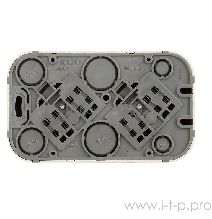 Электроустановочные изделия Legrand Legrand 782213 Розетка двойная с заземлением без шторок (Белая)