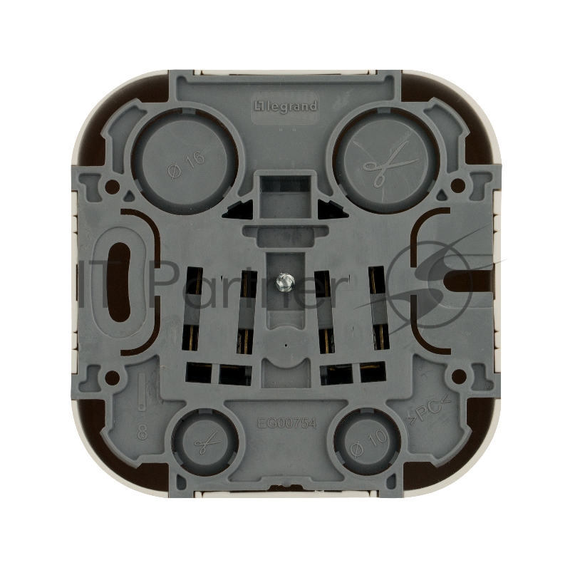 Электроустановочные изделия Legrand Legrand 782250 Розетка с заземлением с защитными шторками (Слоновая кость)