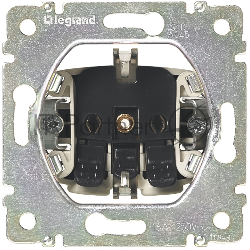 Розетка Valena 2К+З авт шт БЕЛ Valena Розетка 2К+З авт шт БЕЛ