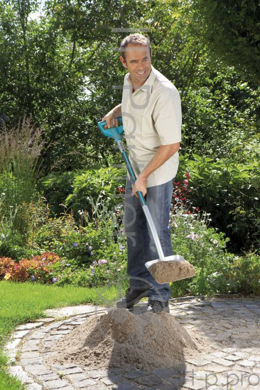 Лопата совковая Gardena Terraline (03786-20.000.00)