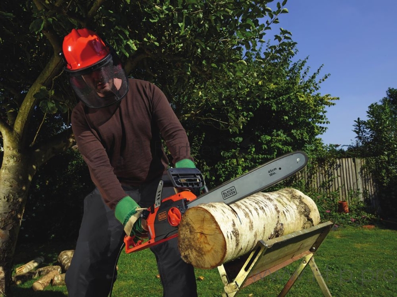 Электрическая цепная пила Black&Decker , 2200Вт, 45 см CS2245