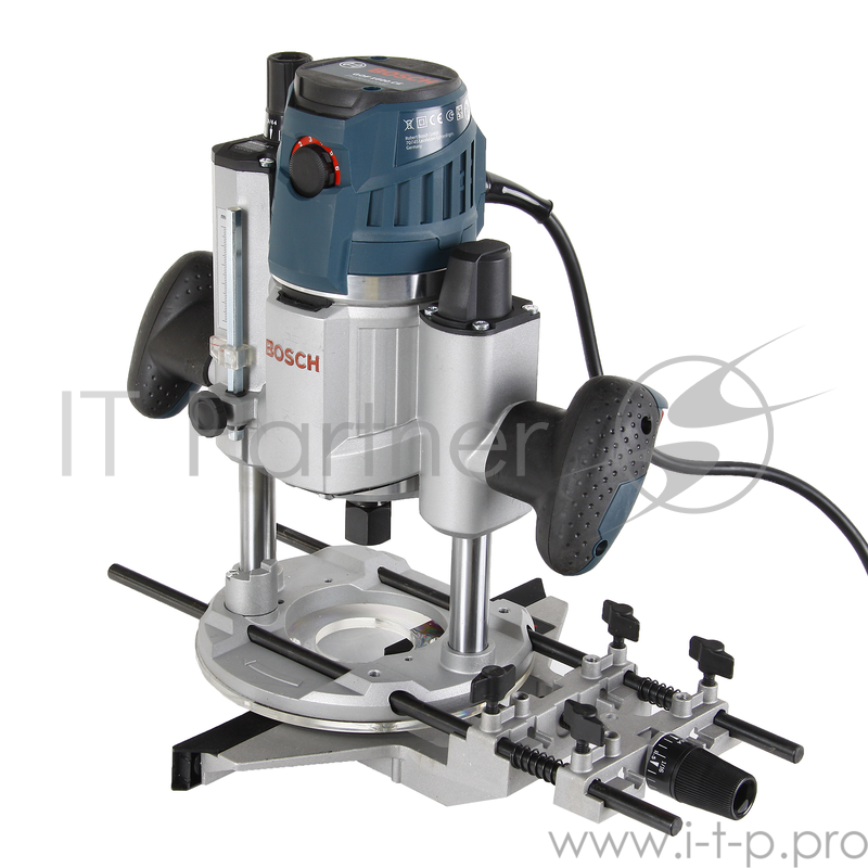 Фрезер BOSCH GOF 1600 CE (0.601.624.020) 1600Вт 10000-25000об/мин макс.ход 76мм диам.хв.8-12мм