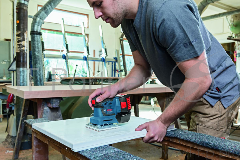 Машинка шлифовальная плоская (вибрационная) BOSCH GSS 18V-10 соло (0.601.9D0.200) без акб и зу 18В