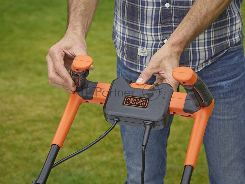 Газонокосилка роторная Black & Decker BEMW471BH-QS 1200Вт